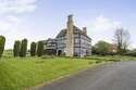 11 Bedrooms House