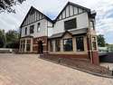 4 Bedrooms House