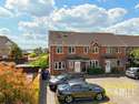 4 Bedrooms Terraced House