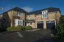 5 Bedrooms Detached House