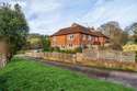 4 Bedrooms Detached House