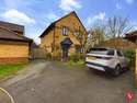 4 Bedrooms Detached House