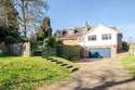 5 Bedrooms Detached House