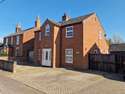 4 Bedrooms Detached House