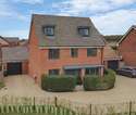5 Bedrooms Detached House