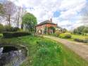 6 Bedrooms Detached House