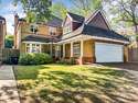 5 Bedrooms Detached House