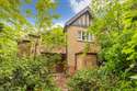6 Bedrooms Detached House