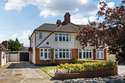 3 Bedrooms Detached House