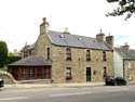 5 Bedrooms Detached House