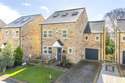 5 Bedrooms Detached House