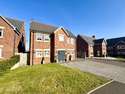 5 Bedrooms Detached House