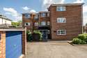 2 Bedrooms Flat