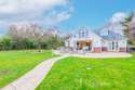 5 Bedrooms Detached Bungalow