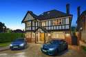 5 Bedrooms Detached House
