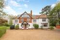10 Bedrooms House