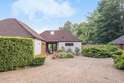 4 Bedrooms Bungalow