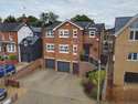 6 Bedrooms Detached House