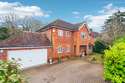 5 Bedrooms Detached House