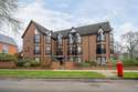 2 Bedrooms Flat