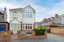 3 Bedrooms Detached House