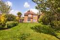 6 Bedrooms Detached House