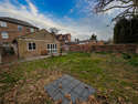 2 Bedrooms Detached Bungalow
