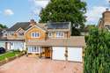 4 Bedrooms Detached House