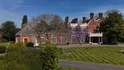 8 Bedrooms Detached House