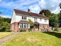 4 Bedrooms Detached House
