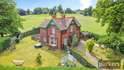 3 Bedrooms House
