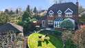 4 Bedrooms House