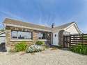3 Bedrooms Bungalow