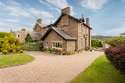 4 Bedrooms Semi-detached Villa House