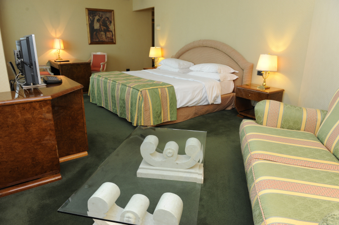 Suite Presidenziale Tower Genova Airport Hotel & Conference Center