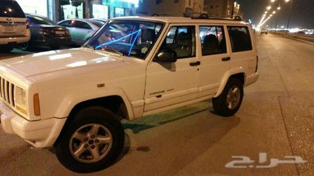 للبيع جيب شيروكي موديل 2000