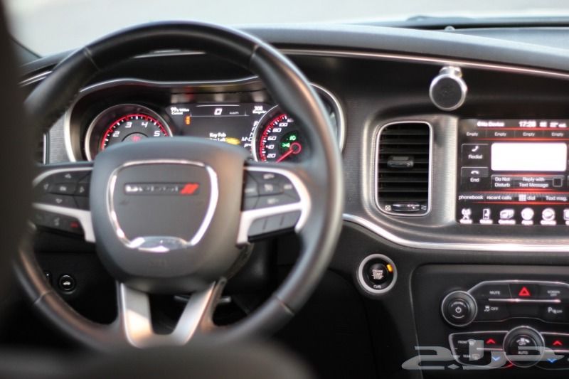 تشارجر SXT 2017 اسمنتي للتنازل
