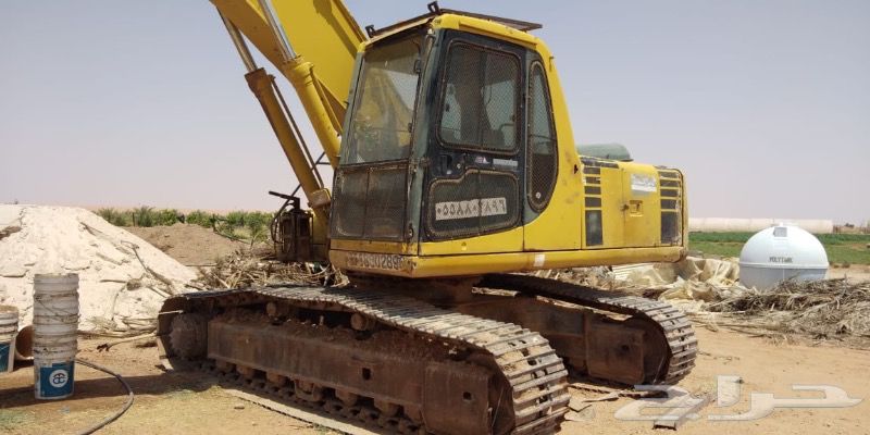 بوكلين كوماتسو موديل2000 للبيع بالخرج
