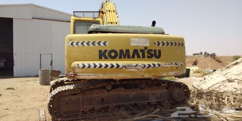 بوكلين كوماتسو موديل2000 للبيع بالخرج