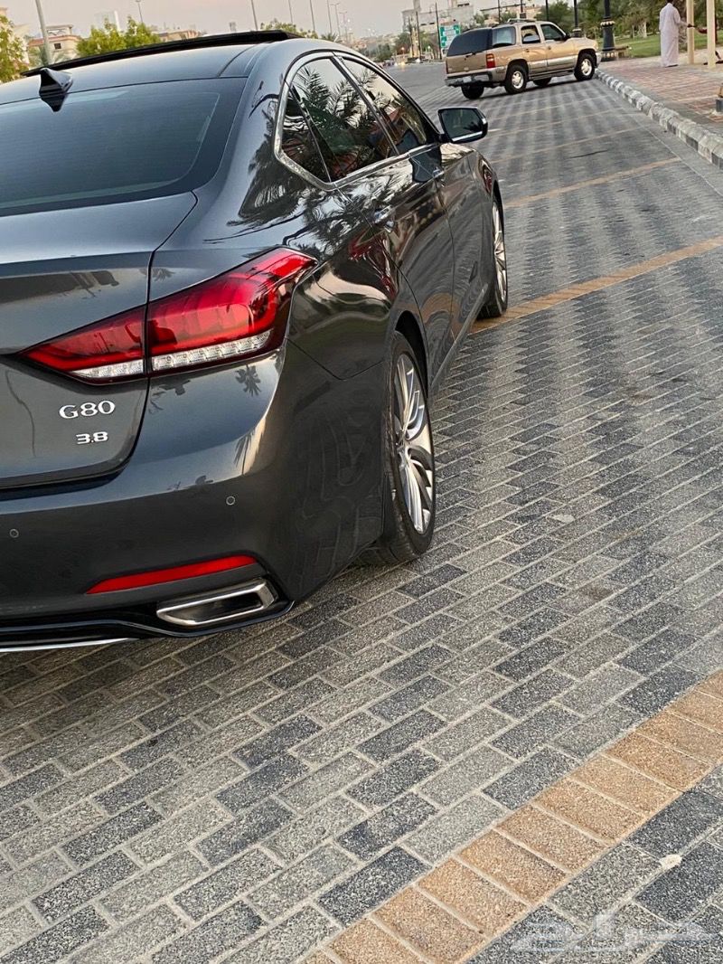 جينسس 2018 g80 بلاتينيوم