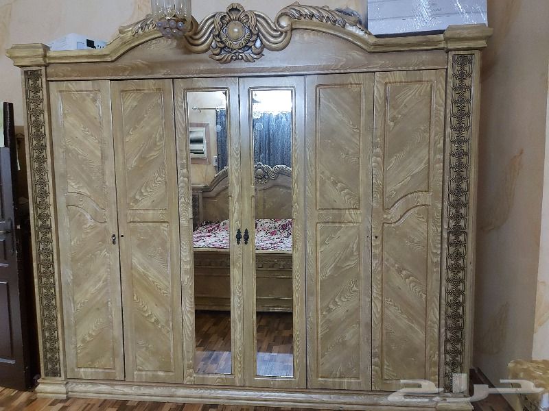 غرفة نوم مكونة من 6 قطع و مرتبة بسعر مناسب