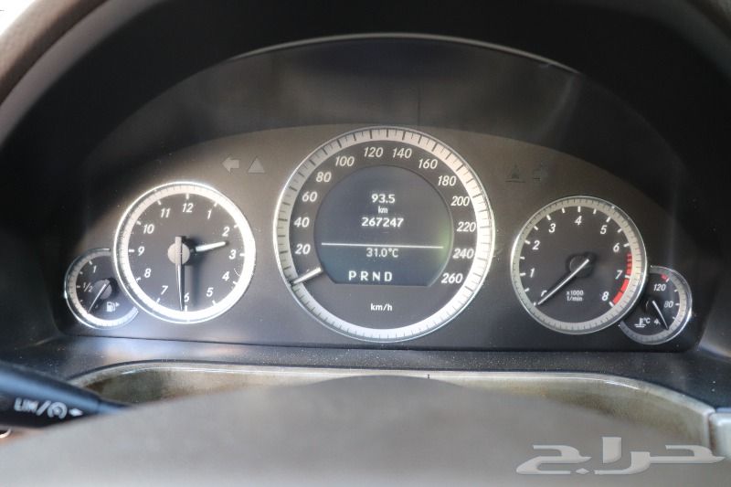 مرسديس e200 فل