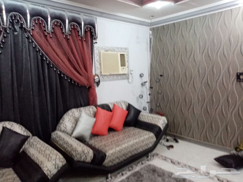 كنب للبيع مستخدم
