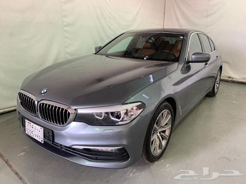 Бмв 520i 2018
