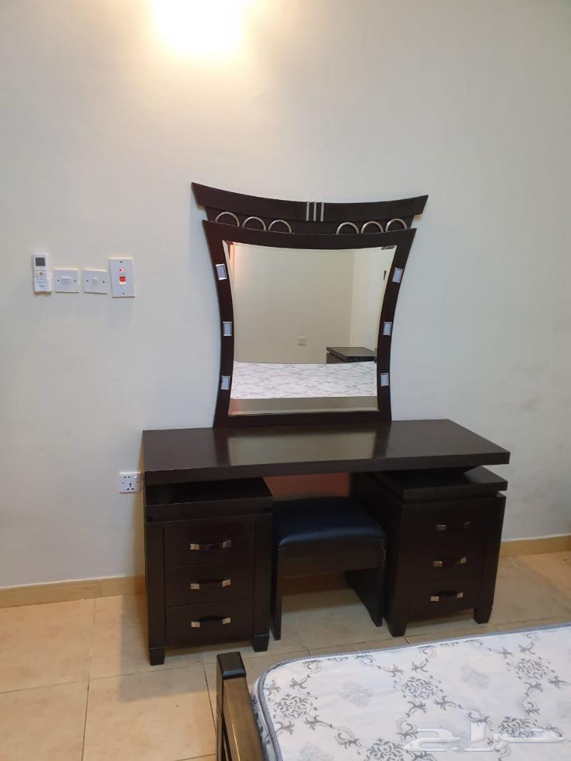 غرفة نوم مستعمله للبيع مع المرتبه