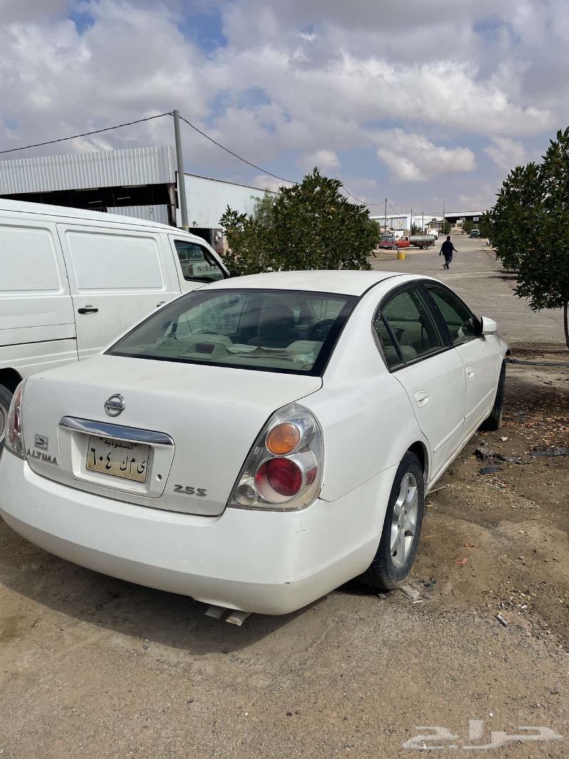 حراج السيارات التيما 2006 للبيع