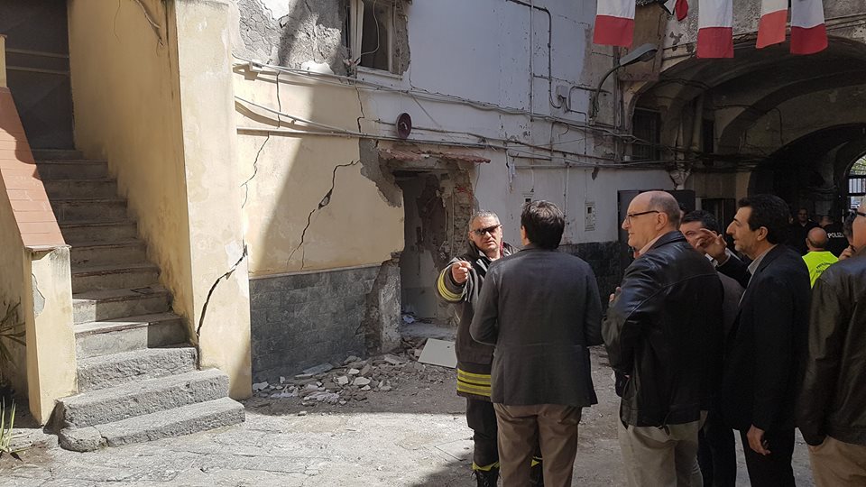 Inghilterra: violenta esplosione di gas distrugge alcuni edifici, 34 feriti