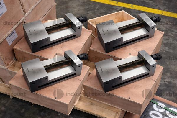 Attrezzatura officina in vendita