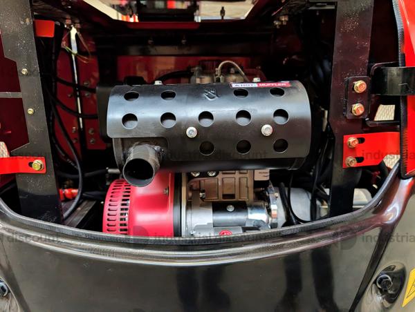 457#10001 Miniescavatore Diesel 8,6 kW in vendita - foto 4