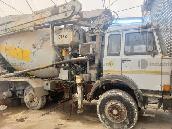 3#10006 Autocarro betonpompa Iveco in vendita - foto 1